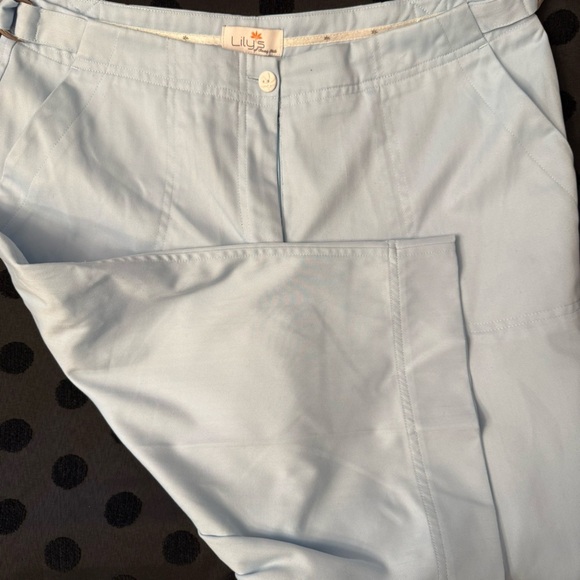 Lily Pants - Lily’s of Beverly Hills Bermuda Shorts Size 8 Light Blue Classic Resort Style